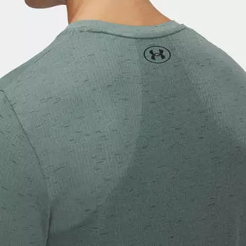 Under Armour Быстросохнущая спортивная футболка с круглым вырезом для мужчин, топы, зеленая 1382801-348 M