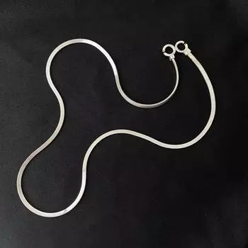 Уникальное женское ожерелье с пряжкой из двух колец, легкая роскошь, высококачественная, двухслойная квадратная змеиная костяная цепочка