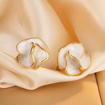 Уникальные серьги-гвоздики «Камелия» Женские серьги Нишевый дизайн Легкие роскошные серьги высокого класса Темперамент золотой