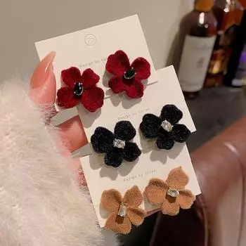 Уникальные серьги осень/зима 2024 года с цветочным узором из циркония и иглой из серебра 925 пробы A1311 кофейный