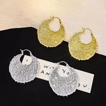 Уникальные серьги с металлической текстурой в стиле ретро — минималистичные женские серьги с геометрическим кругом золотой