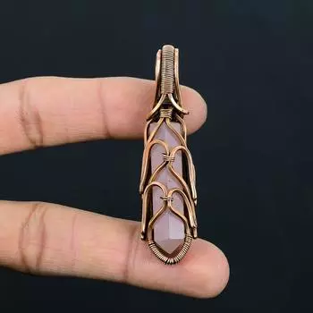 Уникальный розовый кварц, драгоценный камень, ручная работа, чистая медная проволока, целебный кристалл, карандаш, ювелирный кулон 2.36 Inches розовый