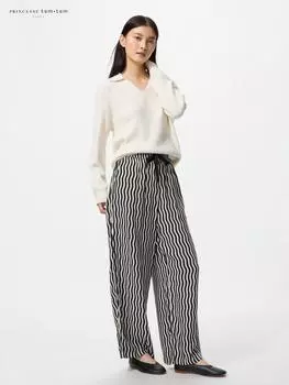 Uniqlo Длинные брюки с принтом из вискозы