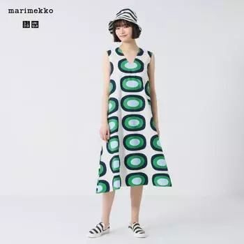 UNIQLO JAPAN Платье без рукавов с V-образным вырезом и расклешенным воротником