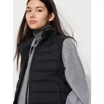 Ультралегкий пуховый жилет Uniqlo Japan 09 BLACK/XS