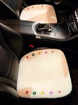 Unique New Arrival Winter Plush Four Seasons Ins Cute Lamb wool Seat Cover Cartoon Flower Car Seat Cushion Universal