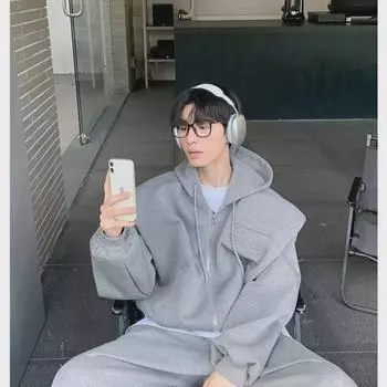 Унисекс Американский ретро свободный кардиган с подплечниками и капюшоном на молнии чёрный