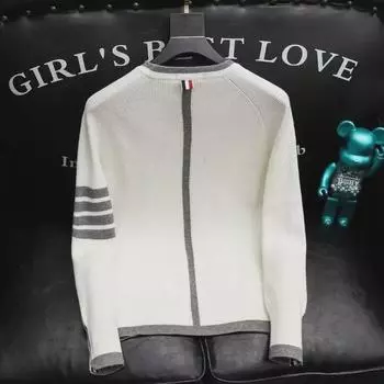 Унисекс-американский вязаный свитер с круглым вырезом и четырьмя перекладинами - коллекция осень/зима 2024 г.