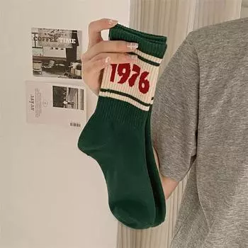 Унисекс, полосатые хлопковые носки средней длины с зелеными буквами - коллекция модного бренда 1976 года, осень/зима. Size 35-42 зелёный