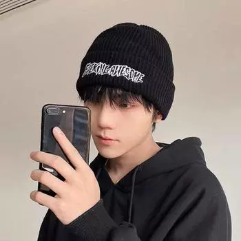Унисекс зимняя вязаная шапка утолщенный флис теплая нескользящая ветрозащитная вышитые буквы высокая эластичность чёрный