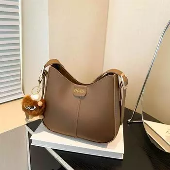 Универсальная модная маленькая сумка женская 2025 новая высококачественная иностранная сумка через плечо сумка подмышкой популярная текстура сумка-мессенджер