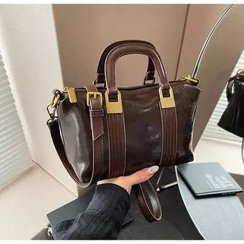 Универсальная сумка женская осень и зима 2024 новая модная сумка-мессенджер нишевого дизайна женская рабочая маленькая сумка