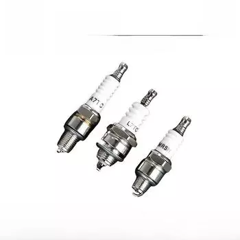 Универсальная свеча зажигания для газонокосилок с двухтактными и четырехтактными двигателями, газонокосилки, кустореза, воспламенителя для земляного бура, насадки. Two-stroke 40-5 chain saw spark plug
