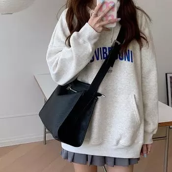 Универсальная женская сумка-мессенджер с широким поясом, простой стиль, корейский выпуск 2025 г. чёрный