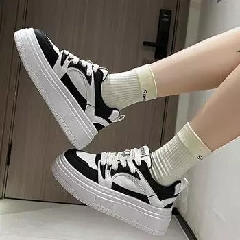 Универсальные, легкие, повседневные и простые японские туфли на платформе для студентов, белые туфли для женщин, новые летние туфли 2025 года, увеличивающие рост, популярные туфли для сноуборда 35 белый