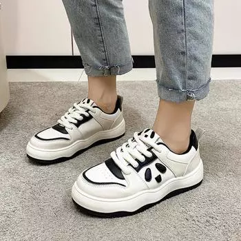 Универсальные маленькие белые туфли для женщин 2024 года, новые повседневные спортивные туфли для сноуборда, универсальные низкие женские туфли на плоской подошве 35 чёрный