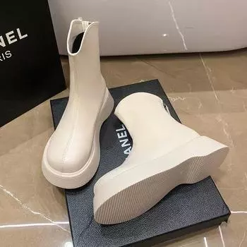 Универсальные мужские ботинки 2025 года в европейском стиле, квадратный нос, усиленная толстая подошва, жареные уличные, короткие ботинки, которые можно носить с юбками Tide 35