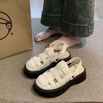 Универсальные полутапочки Muse женские 2024 года, взрывные полые плетеные римские тапочки с толстой подошвой Baotou Two Wear, классные тапочки, пляжная обувь 35