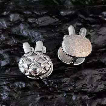 Универсальные серьги-вкладыши с ромбовидным узором в виде матового кролика для женщин, нишевый дизайн и эксклюзивное чувство