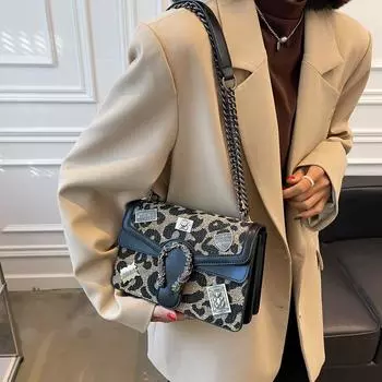 Универсальные сумки с эксклюзивным внешним видом. Новый стиль. Женские сумки с цветными блоками. Сумки-цепочки для ношения через плечо и на одно плечо.