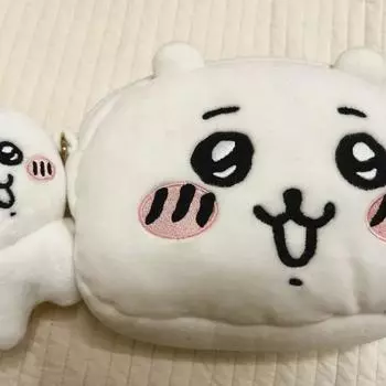 (unused) We Sell Chiikawa Pouches And Chiikawa Key Rings In Bulk!