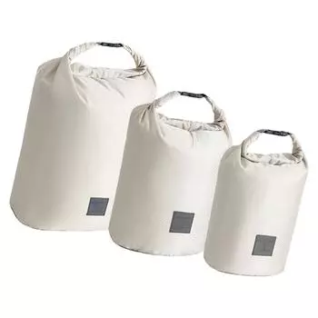 Упаковка из 3 сверхлегких водонепроницаемых сухих мешков для кемпинга, пеших походов и мотопутешествий. Набор переносных мешков для вещей. бежевый