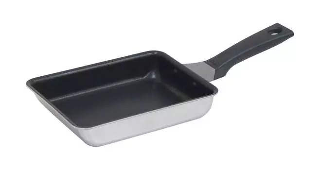 Urushiyama Metal Industry Tamagoyaki 19x14 см Равномерно нагревается благодаря теплопроводности и сохранению тепла Готовит очень вкусно Совместимо с газом и бытовым отоплением серебряный