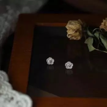 Ушки-цветочки с жемчужным клеем, маленькие и изысканные, с милыми ушками