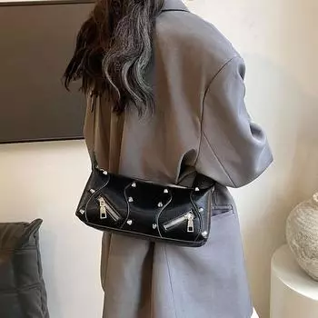 Усовершенствованная и модная женская сумка с заклепками в 2024 году, новая популярная и универсальная сумка через плечо, модная клубная сумка на одно плечо и подмышку