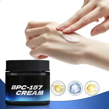 Успокаивающий увлажняющий крем глубоко питает, устраняет сухость и снимает дискомфорт, подходит для лица, спины, шеи, рук. One Size белый