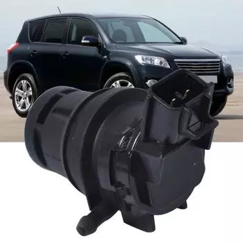 Установка насоса для мойки автомобиля. Легкое и прочное черное мытье. Прочное и полезное лобовое стекло автомобиля.