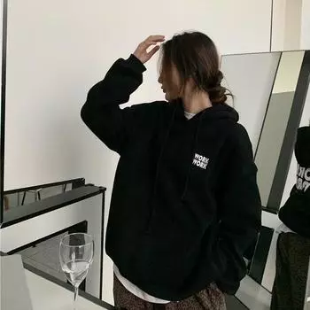 Утолщенный флисовый свитер с капюшоном, женский, в европейском и американском стиле, с принтом американских букв, свободная, 2024, новая студенческая куртка M чёрный