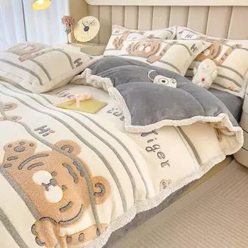 Утолщенный молочный бархат из четырех частей, зимний коралловый бархат, двухсторонняя общая кровать, одинарное пододеяльник, фланелевый плюс бархатный комплект из трех предметов 150*200cm quilt cover