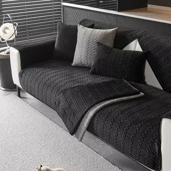 Утолщенный плюшевый чехол для дивана, зимняя противоскользящая подушка черного цвета, кожаная подушка для дивана, чехол для дивана с геометрическим полосатым узором 70x70cm 1pcs
