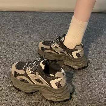 Увеличивающие рост туфли для папы универсальные корейские версии повседневных легких кроссовок на платформе 2025 года осень новые ретро туфли для папы женские 35 серый