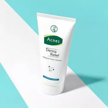 Увлажняющая очищающая пенка Acnes Derma Relief 200 мл
