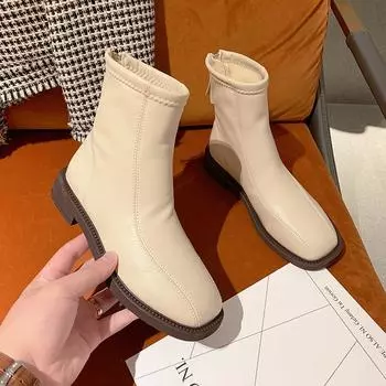 Узкие женские ботинки и новые 2024 года мягкие кожаные тонкие ботинки Martin Dongbai модные европейские и американские короткие ботинки 35