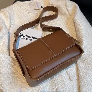 В этом году популярная маленькая сумка для женщин в нише 2024 года, новая модная сумка через плечо осенью и зимой, взрыв знаменитостей в Интернете, маленькая квадратная сумка чёрный