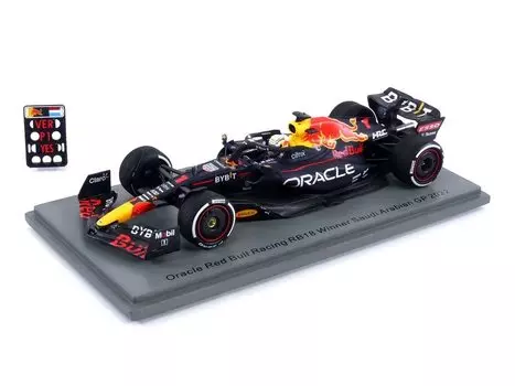 Spark Oracle Red Bull Racing RB18 2022 F1 Гран-при Саудовской Аравии Победитель Ферстаппен с пит-бордом 1/43 #1 М. красный