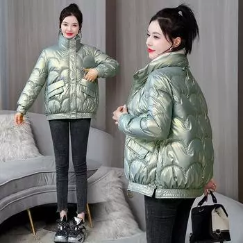 В моде одежда на хлопковой подкладке, утепленные женские куртки на хлопковой подкладке, а также зимние куртки. S 80-50kg хаки