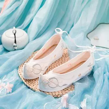 В погоне за Луной: Женская обувь в древнем стиле ханьфу, весна/лето 2021 г. — мягкая подошва, визуально увеличивающая рост, дизайн с загнутым вверх бантом Size 41 светло-синий