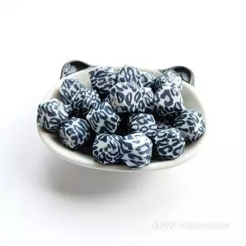 В упаковке 10 серо-синих силиконовых шестигранных бусин с леопардовым принтом, шестиугольных силиконовых жемчужин, силиконовых сенсорных силиконовых бусин с принтом оптом.