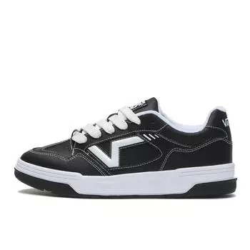 VANS Upland VN000D25BZW ЧЕРНЫЙ БЕЛЫЙ 225