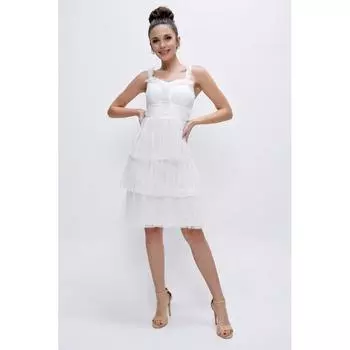 Вечернее платье из тюля в горошек с оборками