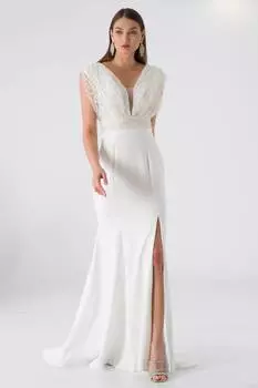 Вечернее платье с разрезом и завязками на спине светло-серого цвета NC