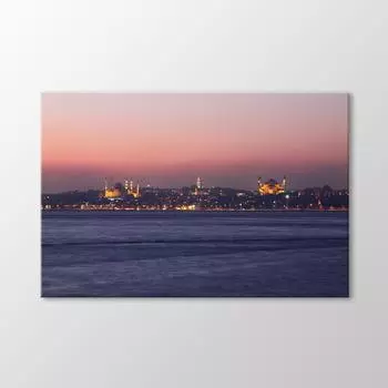 Вечерний стол на историческом полуострове