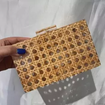 Вечерняя сумка из акрила и ротанга в стиле ретро 2024 года с модной цепочкой через плечо