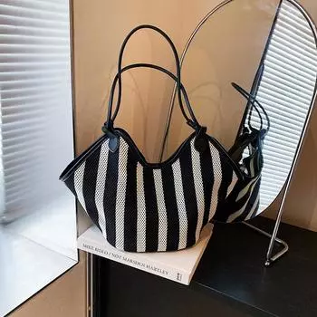 Vegetable basket woven bag women s new trendy casual lazy style single shoulder underarm tote bag commuter bag чёрный