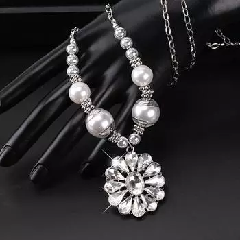 Великолепное длинное женское ожерелье с подвеской в виде кристального цветка в элегантном корейском стиле с жемчугом