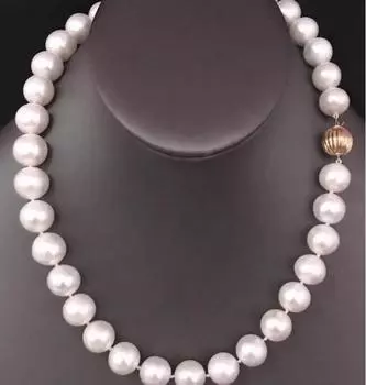 Великолепное ожерелье из белого жемчуга Южного моря диаметром 10-11 мм и диаметром 18 дюймов.